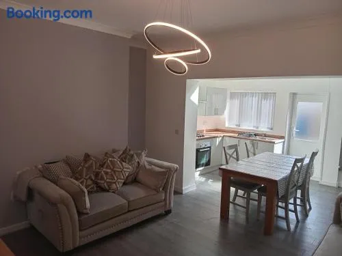 Spacious full House Near Manchester & Liverpool - Image 1