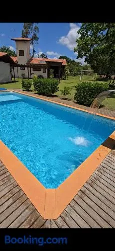 Sítio Encanto Singelo - Casa completa em condomínio com piscina aquecida e área gourmet - Image 1
