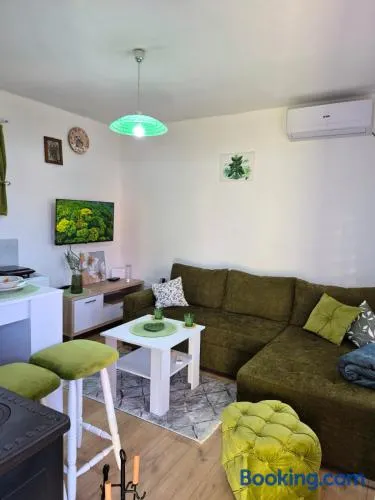 Bosiljak kuca za odmor - Image 1