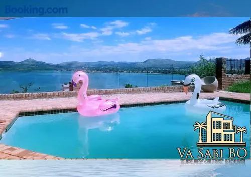 Va sabi bo, Best View, Luxury Family Villa in Hartbeespoort Dam - Image 1
