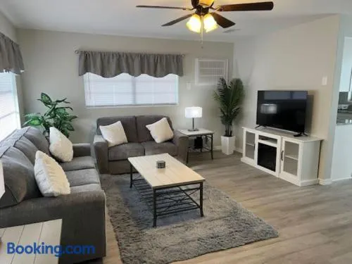 Cozy Home In Beverly Hills near Crystal River - Image 1