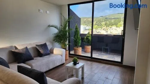 Apartamento Nuevo Central Piso 7 Terraza privada - Image 1