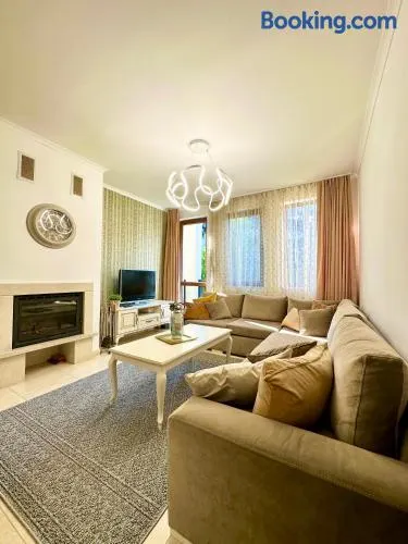 Vintage De Lux, Top Location, 2Bdr Grand Monastery, Pamporovo - Image 1