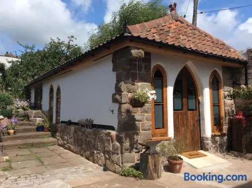 The Hideaway - a charming, unique retreat in Long Ashton, Bristol - Image 1