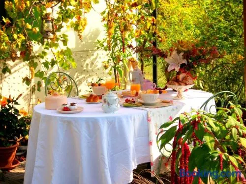 Chambres d'Hôtes Au Jardin - Image 1