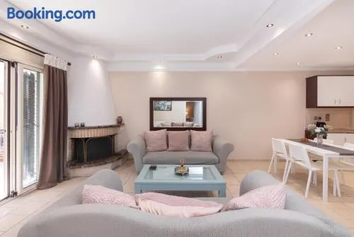Chora House - Image 1