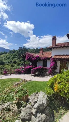 Apartamentos La Güertona - Image 1