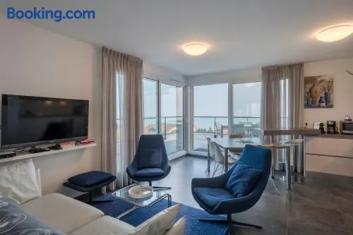 Splendid 3-room apartment with panoramic view - Image 1