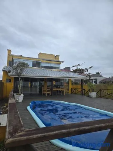Casa amarela - Image 1