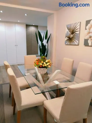 Apartamento céntrico de lujo El Paraíso - Image 1