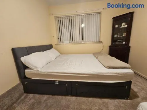 Nad's Guest house - Image 1