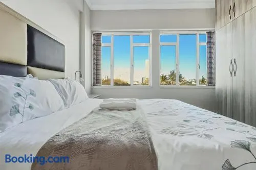 Beach Hurst 303 - Image 1
