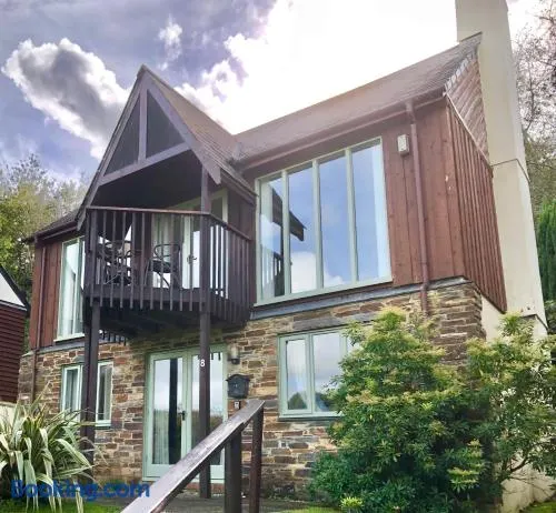 8 Oakridge, St Mellion - Image 1