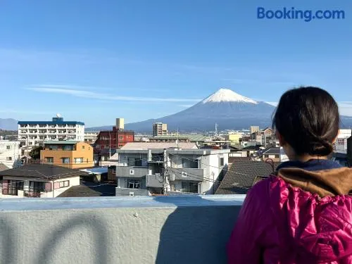 GUESTHOUSE富士と碧 - Image 1