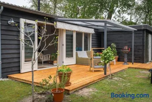Maison entièrement équipée avec jardin, terrasse et barbecue - Image 1