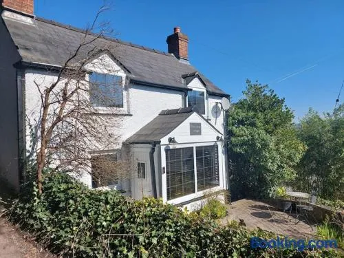 Crossways Cottage & hot tub - Symonds Yat - Image 1