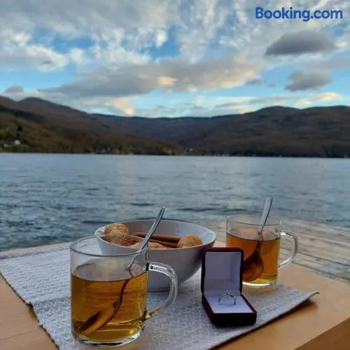 Splav Wake at the lake - Image 1