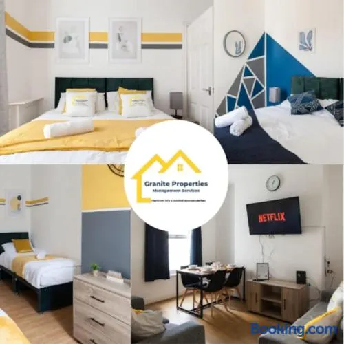 Premium 5BR Retreat - 8 Beds - Save 28 Percent Monthly - Image 1