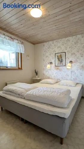Rolig häst, Kaneeling Stugby AB - Image 1