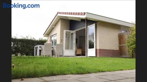 Huinerhofje 2 - Vrijstaand met grote omheinde tuin, rust, privacy en nabij bossen - Image 1