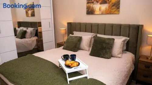 Links Apartment, Southport, Englands Golf Coast - Image 1
