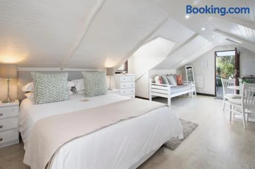 The Potting Shed Guest House - Image 1