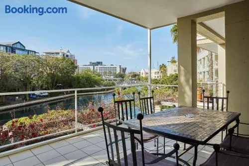V&A Waterfront accommodation - Image 1