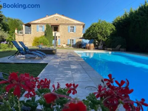 Studio avec terrasse privative et piscine - Image 1