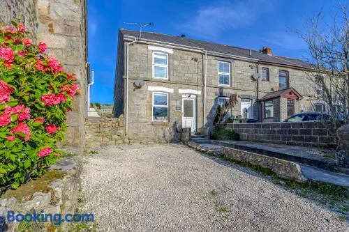 Danny Cottage - Image 1