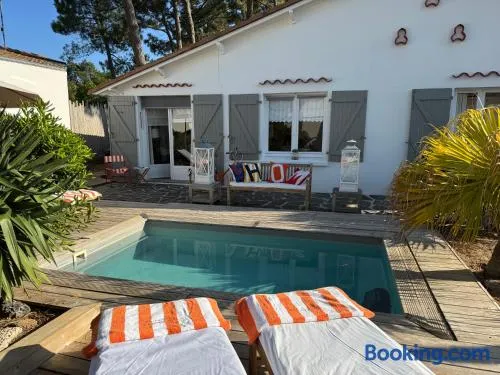 VILLA piscine privée chauffée 300 m plage à la mer - Image 1