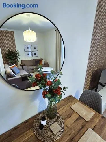 Glebe Apartment - Image 1