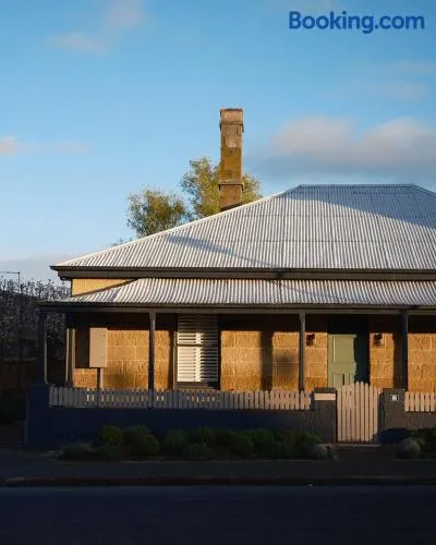 Raffah House - Image 1