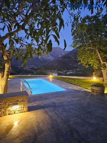 Patriko-Cozy villa on the foot of the mountains - Image 1