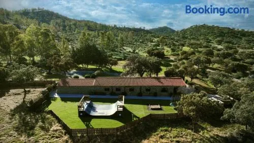 Casa Rural con skatepark y piscina " La Quijada del Lobo " - Image 1
