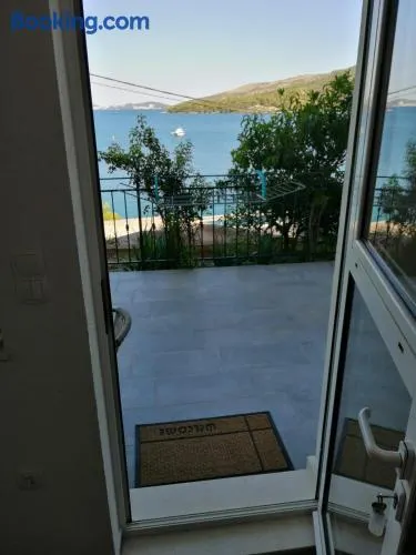 Apartmani Skalinada - Image 1