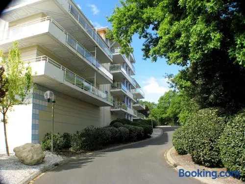 Arcachon - Superbe T3 avec terrasse, piscine et parking sécurisé - 6 personnes - FR-1-420-33 - Image 1
