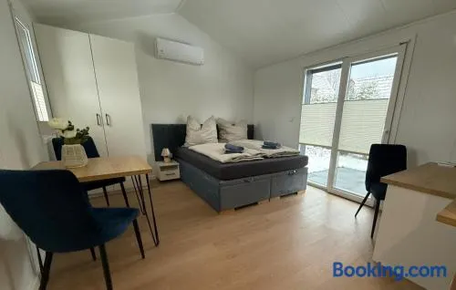 Modernes Tiny Hotel in Hollenstedt - Image 1