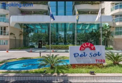 Aparthotel Villa del Sol - Image 1
