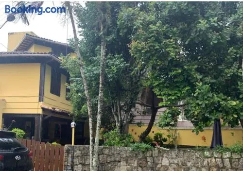 Casa ampla em Garatucaia - Image 1