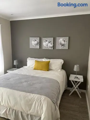 Shiles villa - Image 1