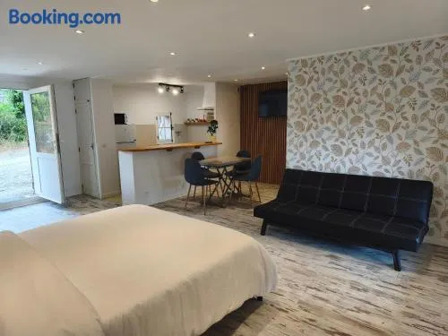 Location saisonnière Studio prestige avec terrasse Climatisation Parking privé 2 à 3 personnes Tourrettes Fayence - Image 1