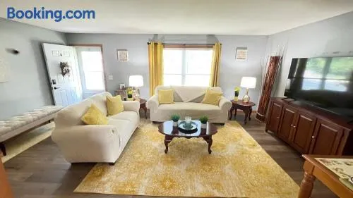 Luxx Guest House - Image 1
