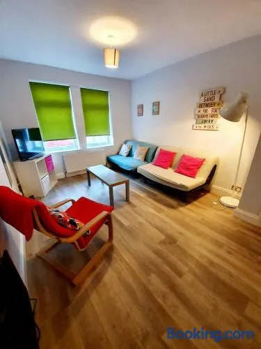 Beautiful 3 Bedroom House at the Sea Front - Amazing Location - Image 1