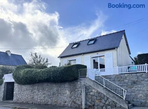 A 800 metres de la plage, maison de vacances, parking, terrasse - Image 1