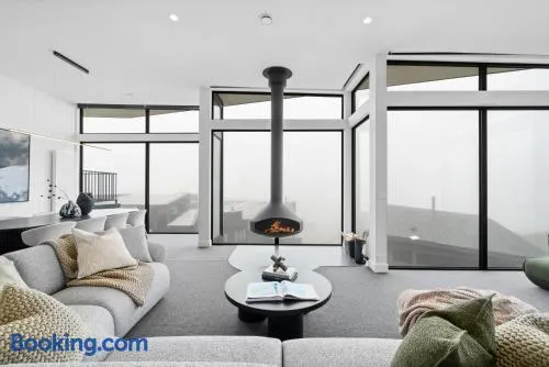 Luxury KH Chalet - Image 1