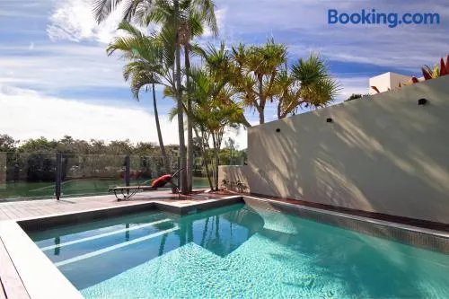 Canalfront Retreat, Private Jetty & Pool - Image 1