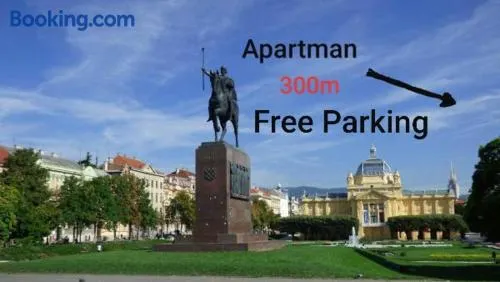 Zagreb center free parking - Image 1