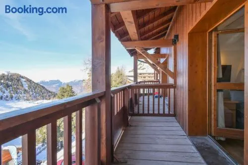 Lesetoilesdelaplagne Chalet 17 - Image 1