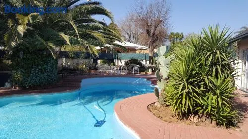 Sleep Eezy Cottages - Image 1