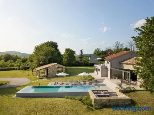 Stone House Baracchi - Image 1